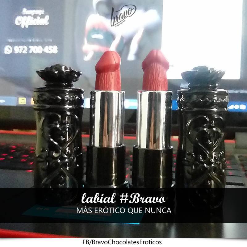 Labiales en forma de pene